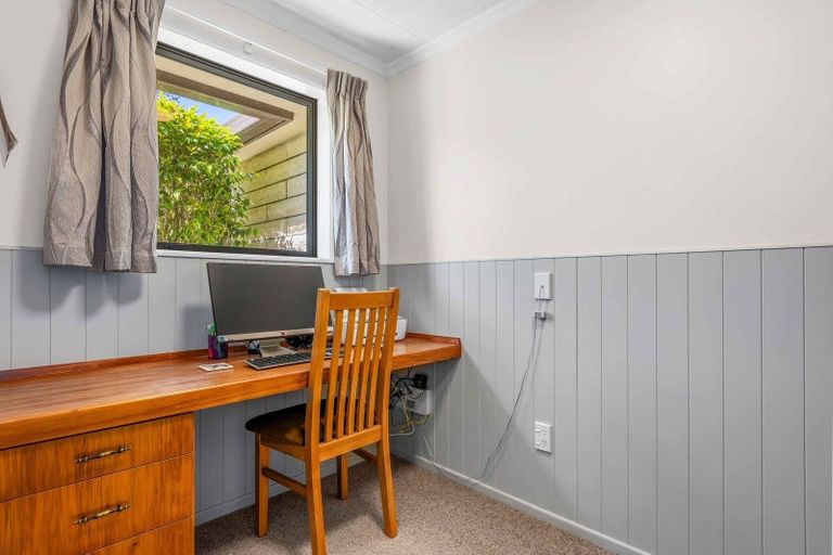 Photo of property in 20 Taranaki Drive, Woodend, 7610
