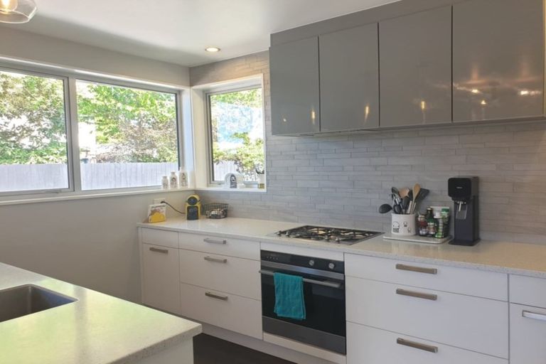 Photo of property in 2/110b Withells Road, Avonhead, Christchurch, 8042