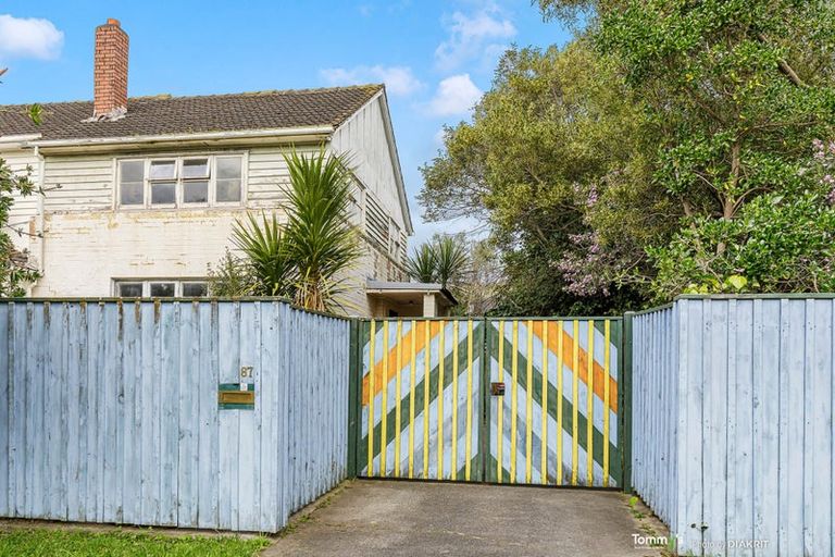 Photo of property in 1/87 Cambridge Terrace, Waterloo, Lower Hutt, 5011