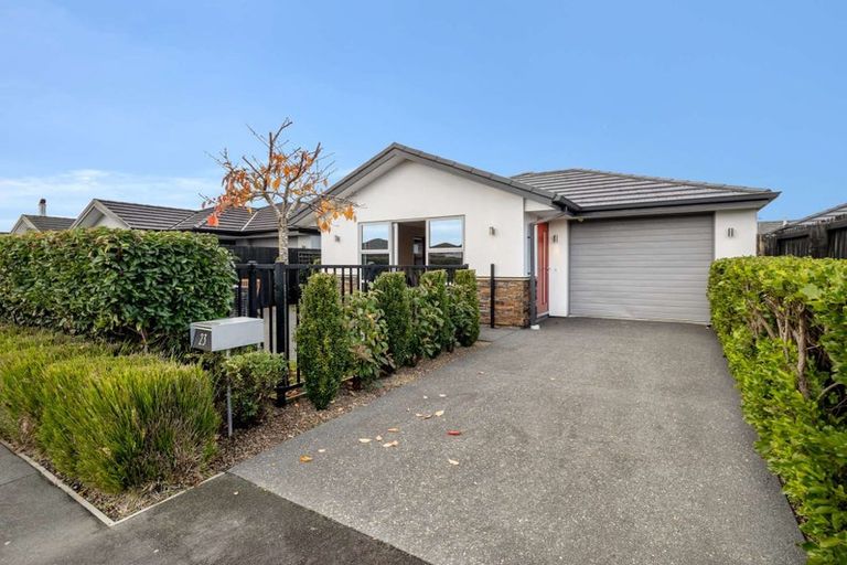 Photo of property in 23 Packard Crescent, Halswell, Christchurch, 8025