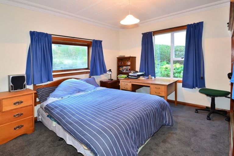 Photo of property in 26 Seaview Terrace, Kew, Dunedin, 9012