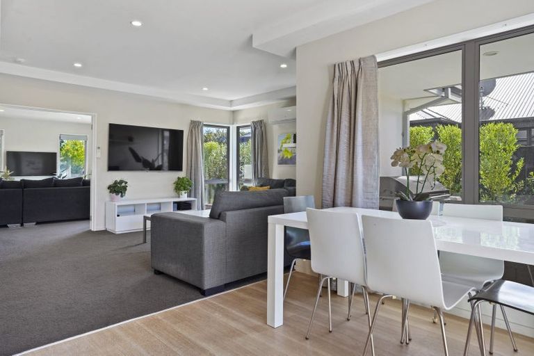 Photo of property in 11 Whitau Place, Marshland, Christchurch, 8083