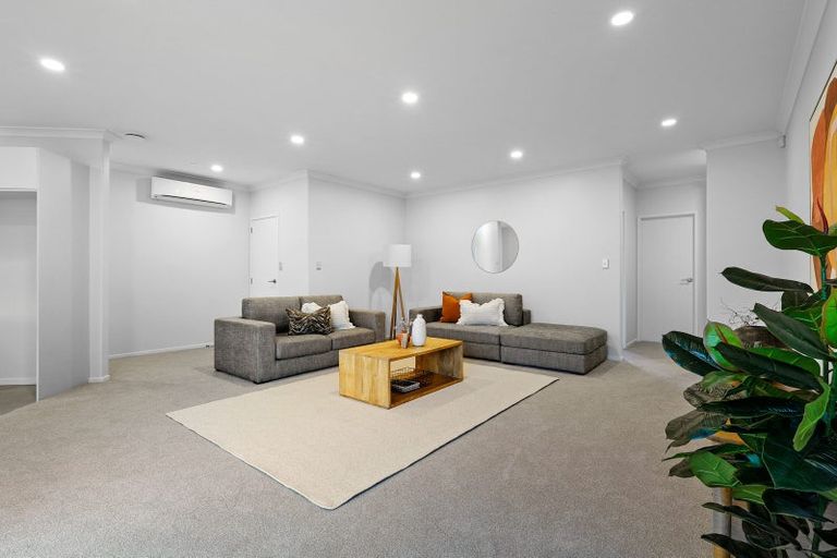 Photo of property in 35 Carnation Court, Cambridge, 3434