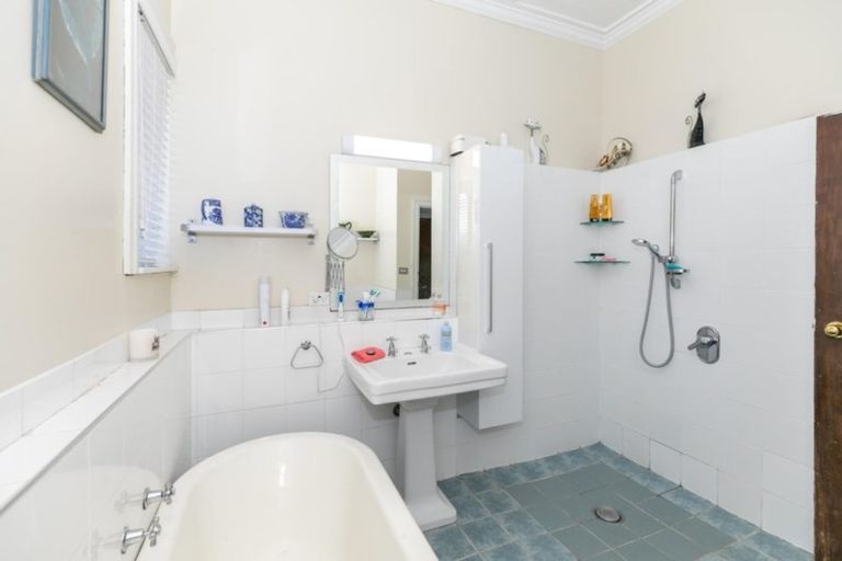 Photo of property in 28 Odette Street, Bader, Hamilton, 3206