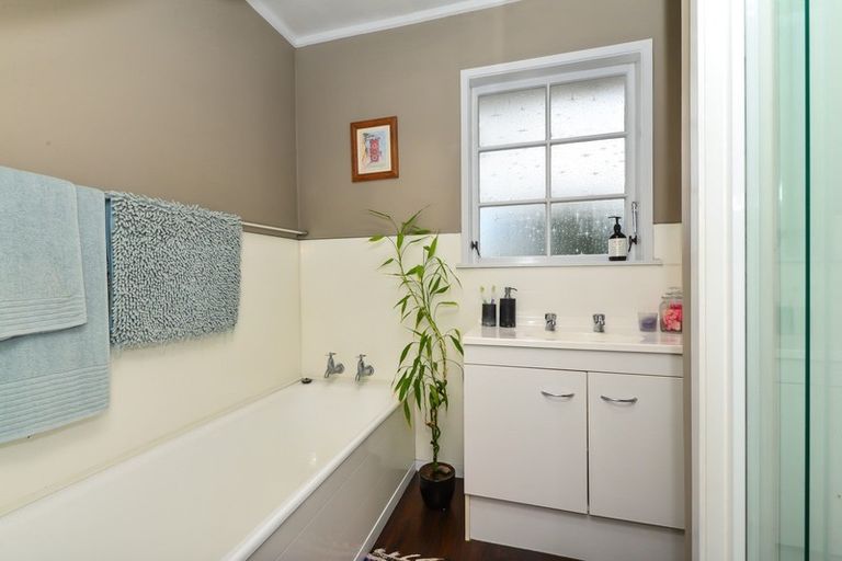 Photo of property in 169 Tuhikaramea Road, Dinsdale, Hamilton, 3204