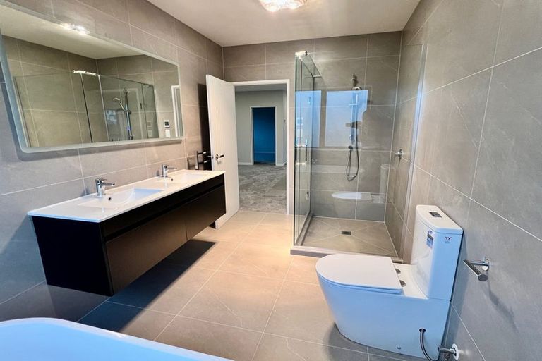 Photo of property in 16 Kiokio Place, Swanson, 0614