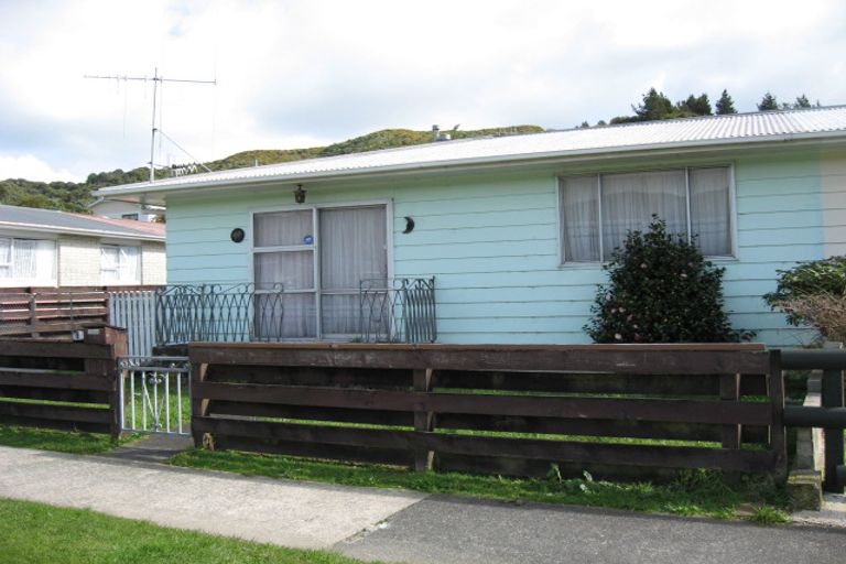 Photo of property in 278 Wellington Road, Wainuiomata, Lower Hutt, 5014