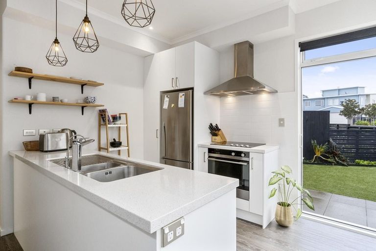 Photo of property in 7 Torea Tai Road, Hobsonville, Auckland, 0616