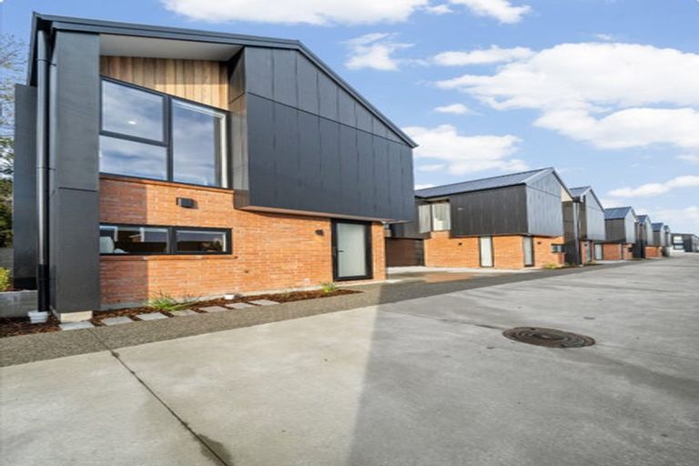 Photo of property in 28 Blair Avenue, Papanui, Christchurch, 8053