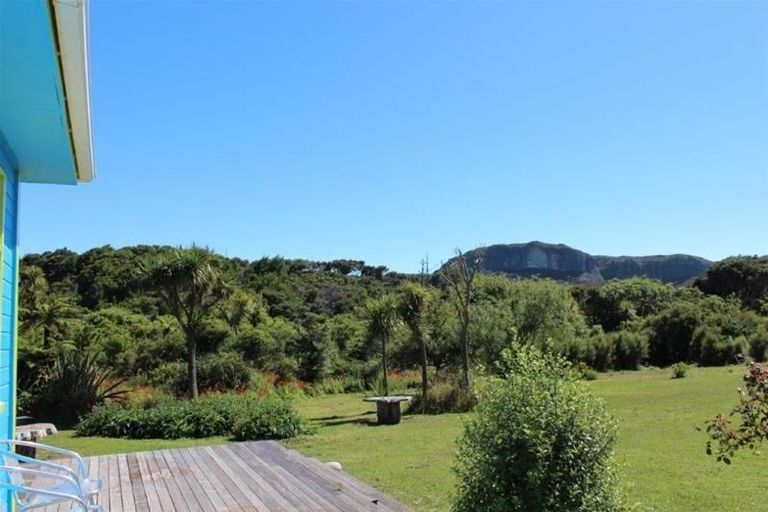 Photo of property in 176 Wharariki Road, Puponga, Collingwood, 7073