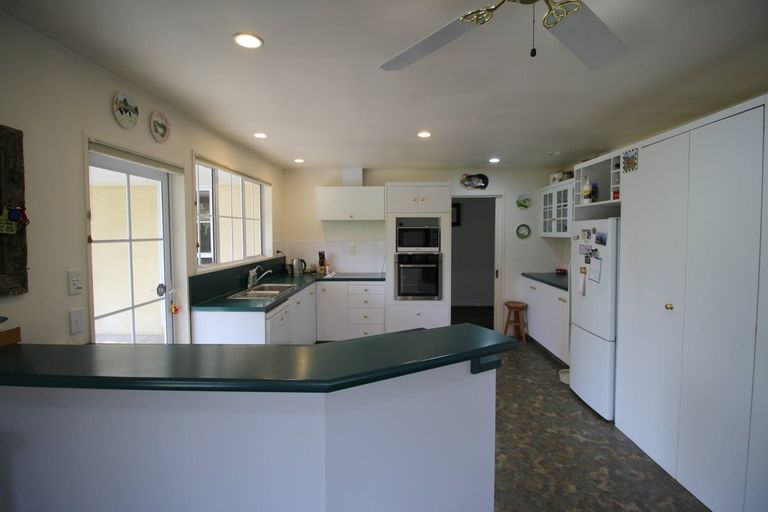 Photo of property in 68 Newcastle Street, Clyde, 9330