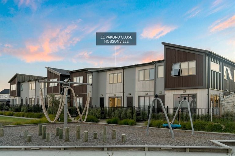 Photo of property in 11 Pakoro Close, Hobsonville, Auckland, 0618