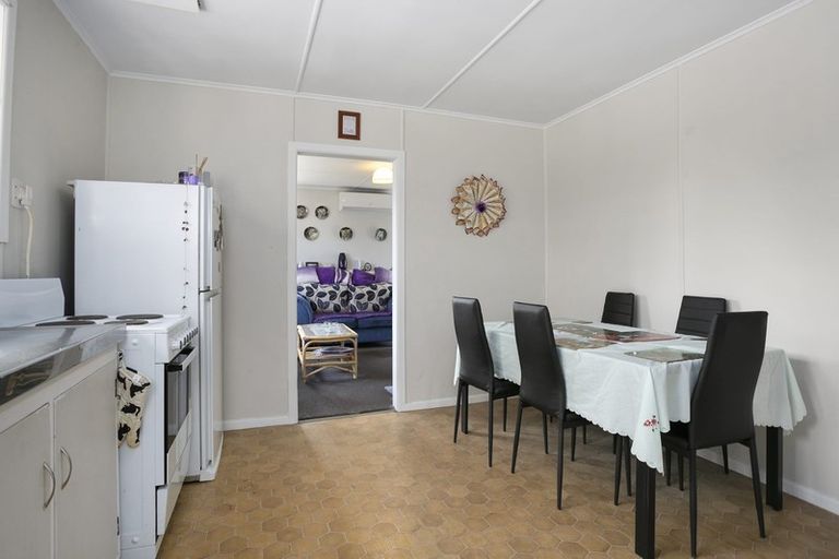 Photo of property in 190 Balmoral Drive, Tokoroa, 3420