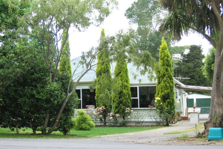 Photo of property in 43 Bridge Road, Birchville, Upper Hutt, 5018