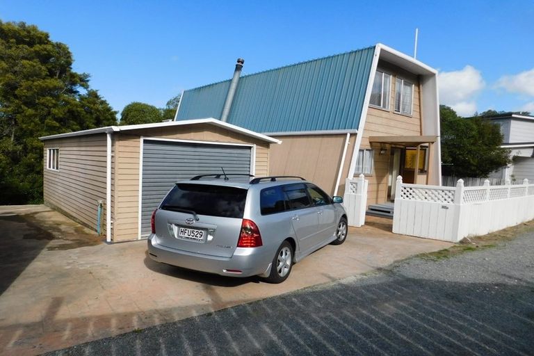 Photo of property in 37a London Road, Korokoro, Lower Hutt, 5012