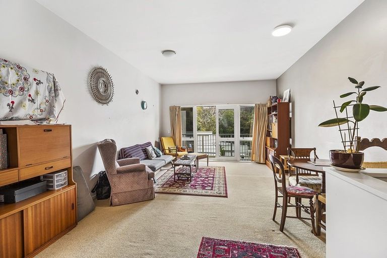Photo of property in Luxford Villas, 308/72 Herald Street, Berhampore, Wellington, 6023