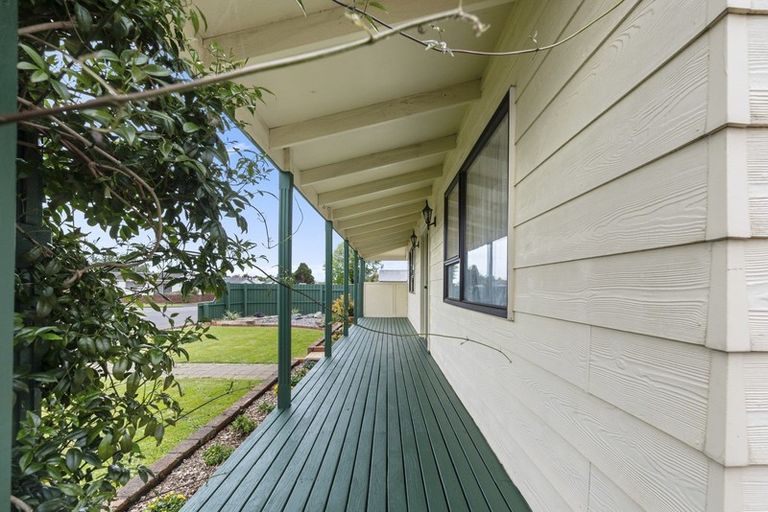 Photo of property in 14 Rimu Street, Levin, 5510