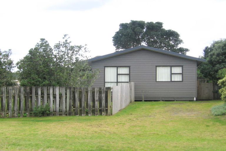 Photo of property in 200 Beverley Terrace, Whangamata, 3620