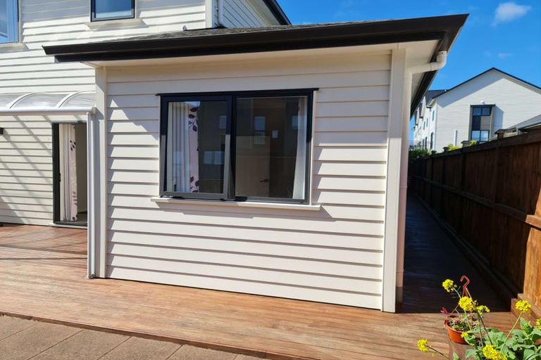 Photo of property in 27 Hangar Lane, Whenuapai, Auckland, 0618