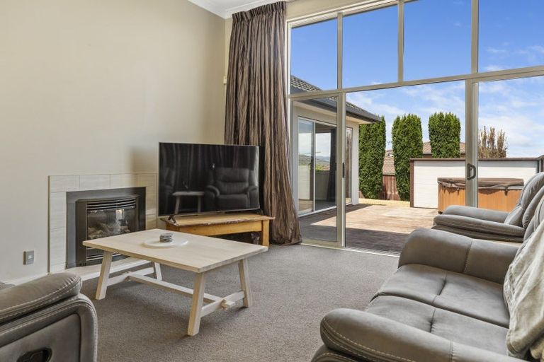 Photo of property in 19 Acacia Bay Road, Nukuhau, Taupo, 3330