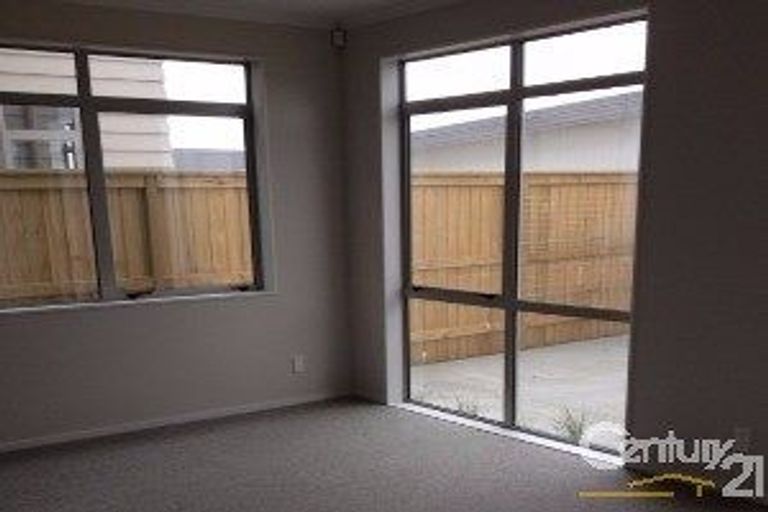 Photo of property in 94 Flat Bush School Road, Flat Bush, Auckland, 2019