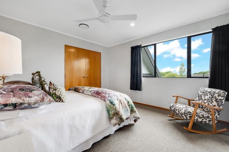 Photo of property in 30 Clifton Road, Whitford, Howick, 2571