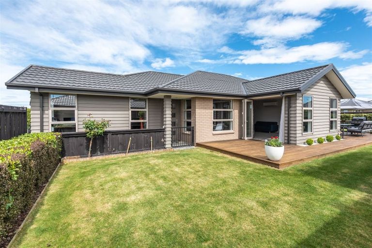 Photo of property in 11 Greenstone Street, Rolleston, 7614