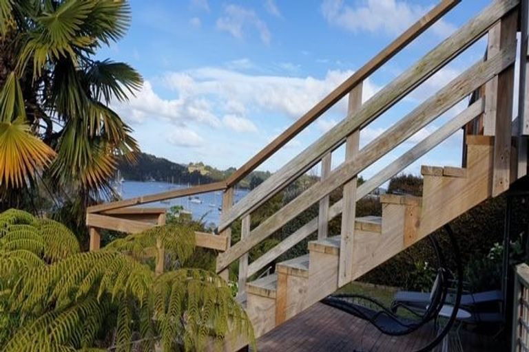 Photo of property in 15 Kakapu Road, Okiato, Russell, 0272