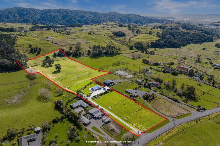 Photo of property in 92 Maungakaramea Road, Puwera, Whangarei, 0178