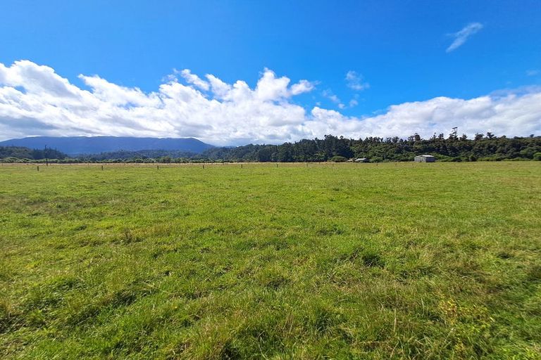 Photo of property in 106 Granite Creek Road, Karamea, 7893