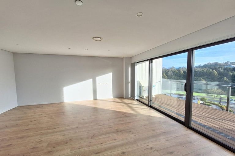 Photo of property in 509/3 Kaipiho Lane, Albany, Auckland, 0632