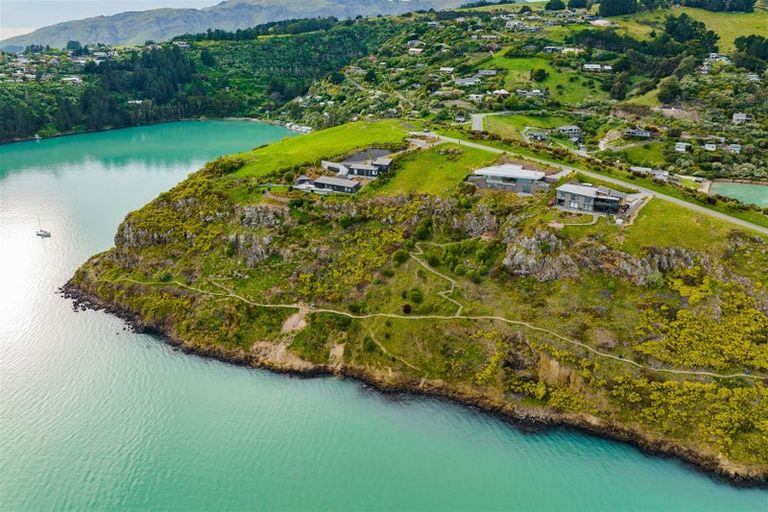 Photo of property in 10 Ohinehau Lane, Charteris Bay, Governors Bay, 8971