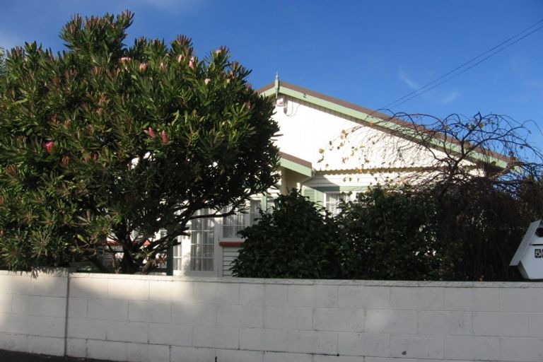 Photo of property in 56 Brunswick Street, Hutt Central, Lower Hutt, 5010