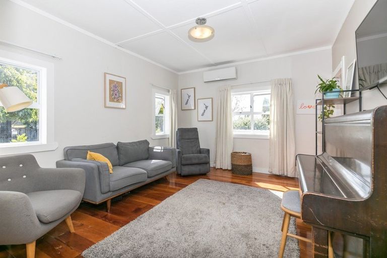 Photo of property in 15 Hinau Street, Maeroa, Hamilton, 3200