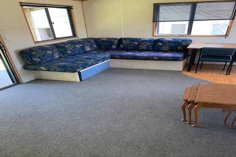 Photo of property in 101 Sunnynook Road, Forrest Hill, Auckland, 0620