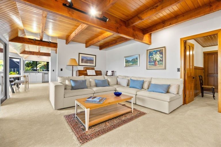 Photo of property in 2 The Cliffs, Britannia Heights, Nelson, 7010