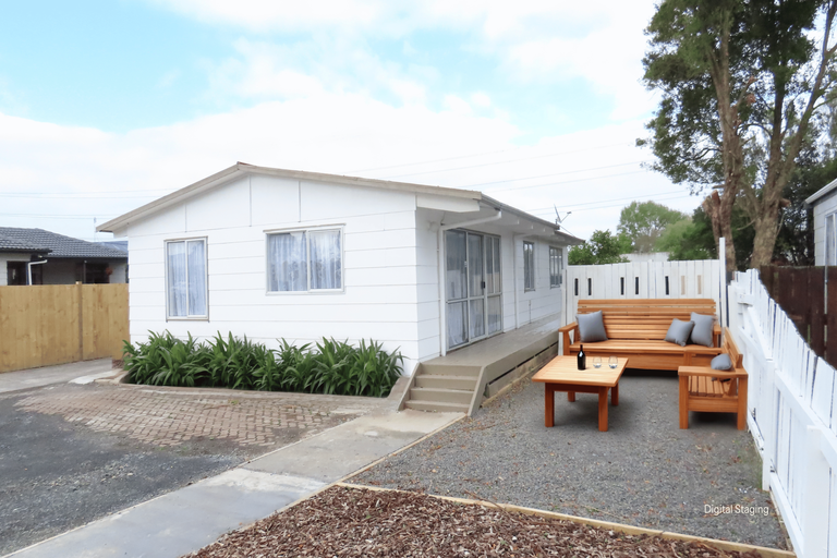 Photo of property in 77 Chichester Drive, Rosehill, Papakura, 2113