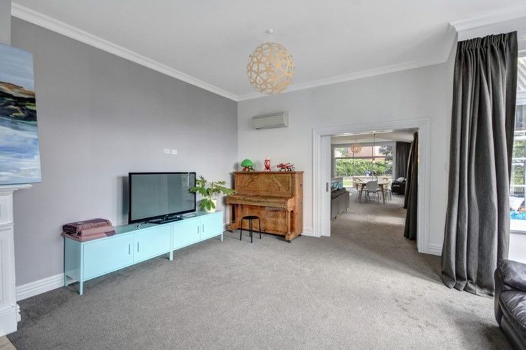 Photo of property in 248 Highgate, Roslyn, Dunedin, 9010