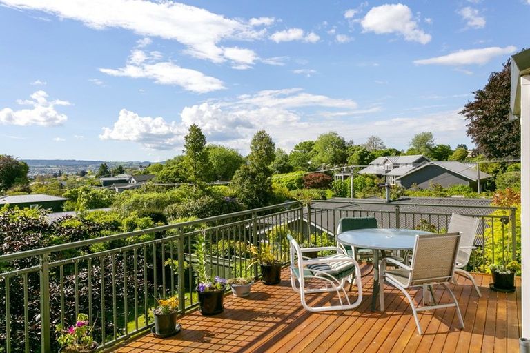 Photo of property in 31 Chesham Avenue, Waipahihi, Taupo, 3330