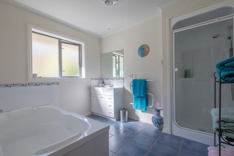 Photo of property in 945 Mount Barker Road, Wanaka, 9382