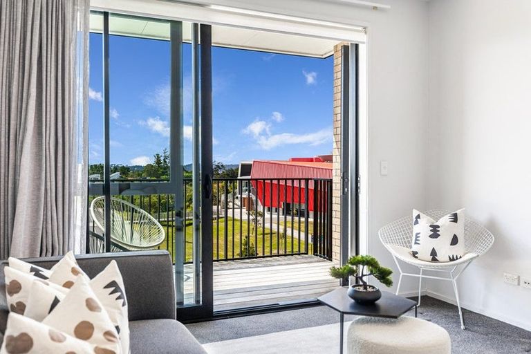 Photo of property in 204/77 Hobsonville Point Road, Hobsonville, Auckland, 0616