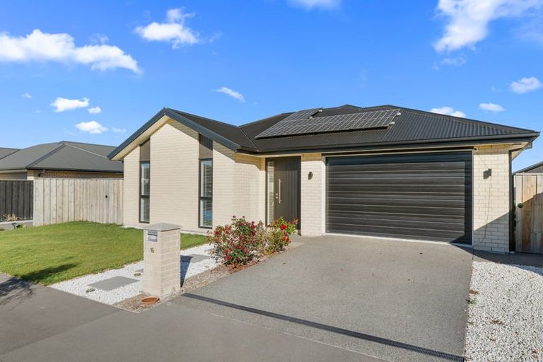 Photo of property in 16 Lomu Way, Rolleston, 7615