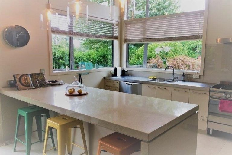 Photo of property in 12 Old Station Avenue, Wanaka, 9305