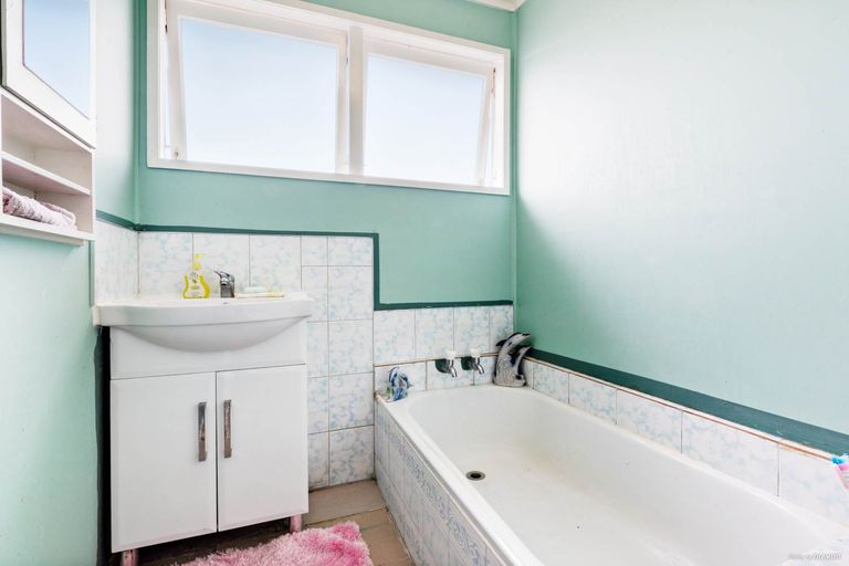 Photo of property in 80 Buckland Road, Mangere East, Auckland, 2024