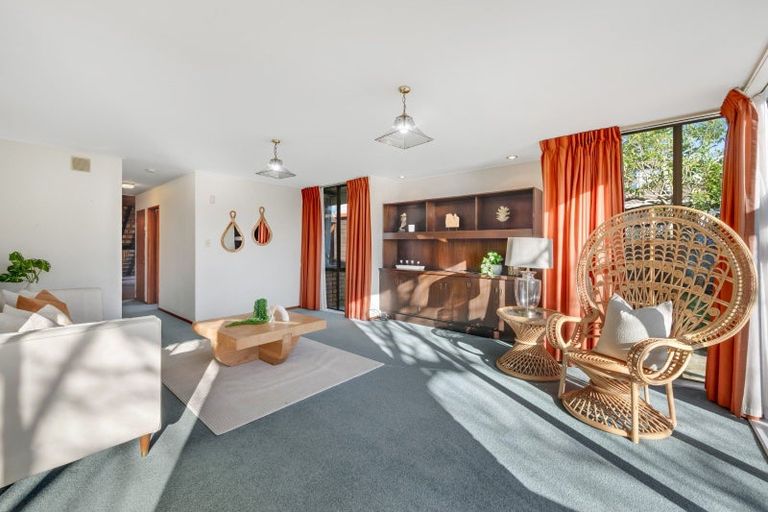 Photo of property in 12 Dayspring Way, Pakuranga, Auckland, 2010