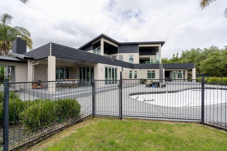 Photo of property in 42 Ryvington Lane, Tamahere, Hamilton, 3283