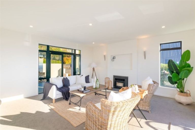 Photo of property in 4 Scarff Place, Cashmere, Christchurch, 8022