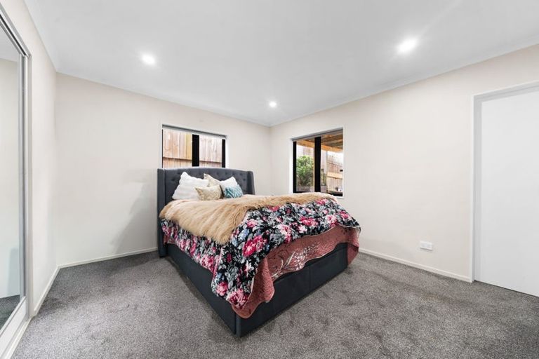 Photo of property in Oakwood Manor, 608c Massey Road, Mangere, Auckland, 2022