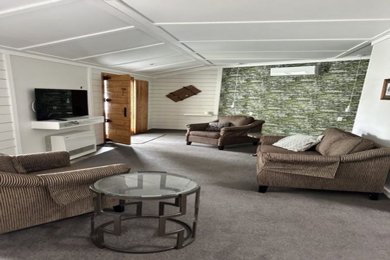 Photo of property in Brentwood Manor, 5 Brentwood Street, Trentham, Upper Hutt, 5018