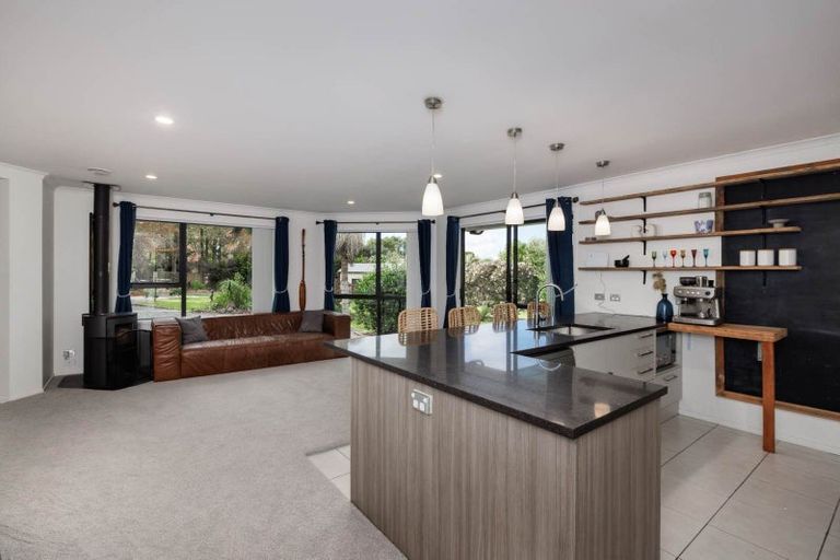 Photo of property in 725c Puketona Road, Haruru, 0204